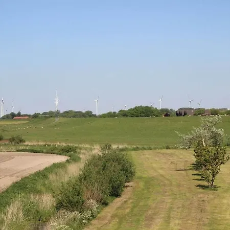 Дом отдыха With 2 Bedrooms