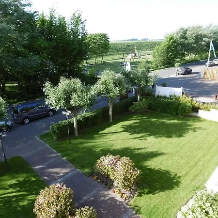 With 2 Bedrooms Westerdeichstrich